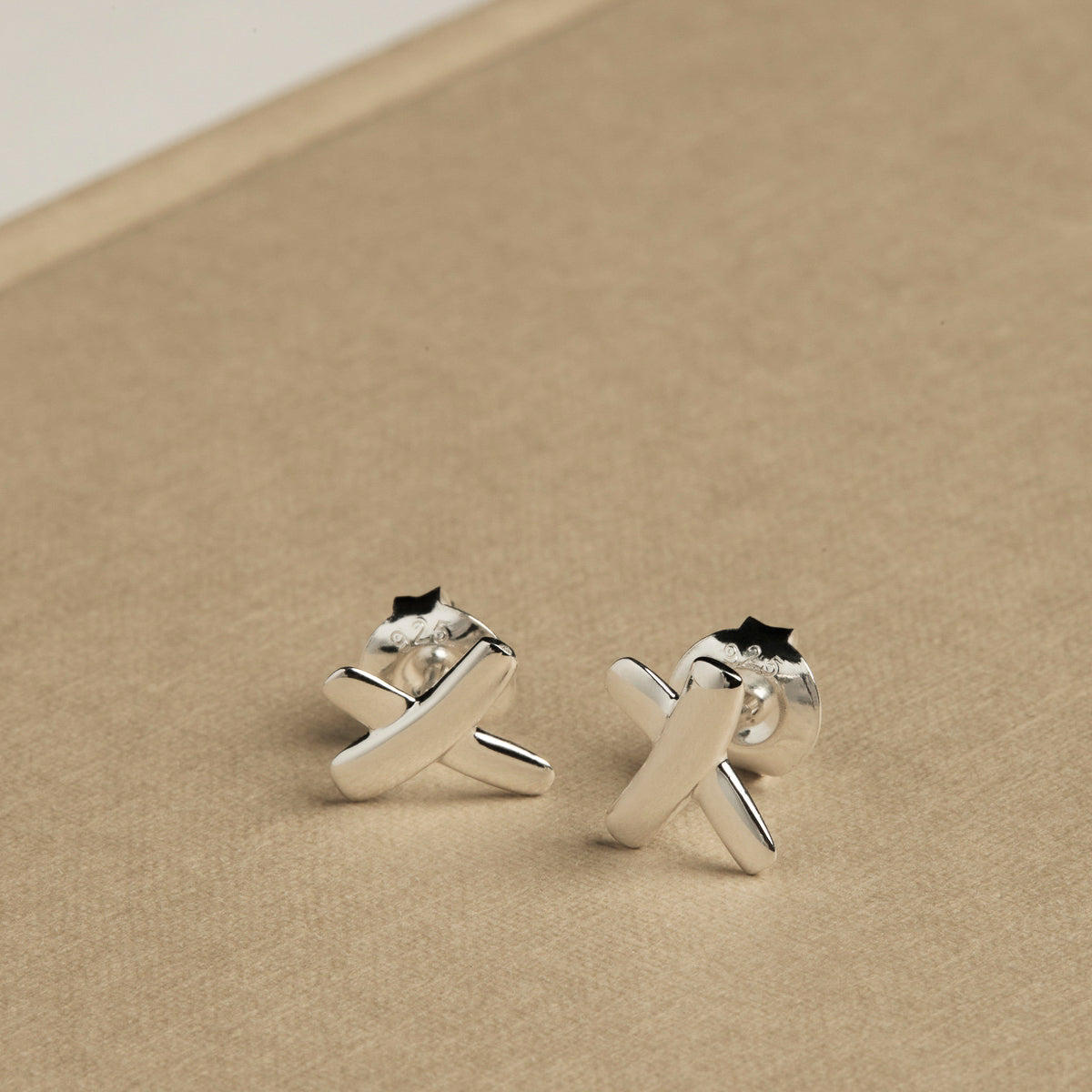 Kiss Stud Earring