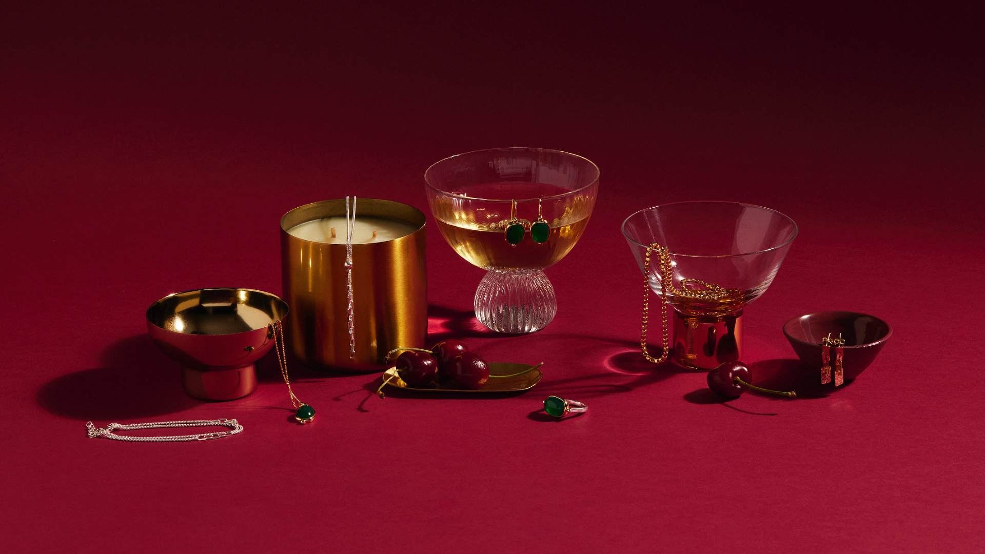 The Christmas Gift Guide | Timeless Gifts Await