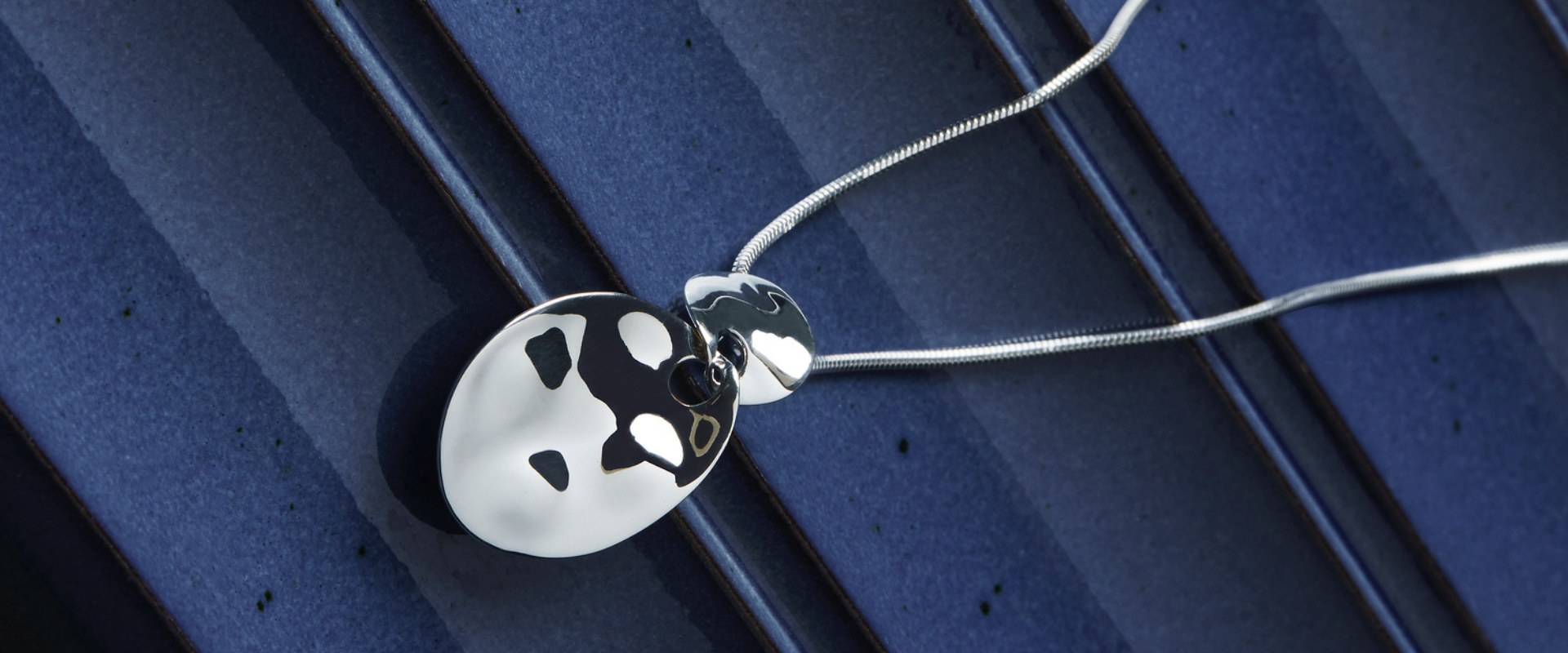 Women's Pendant Necklaces