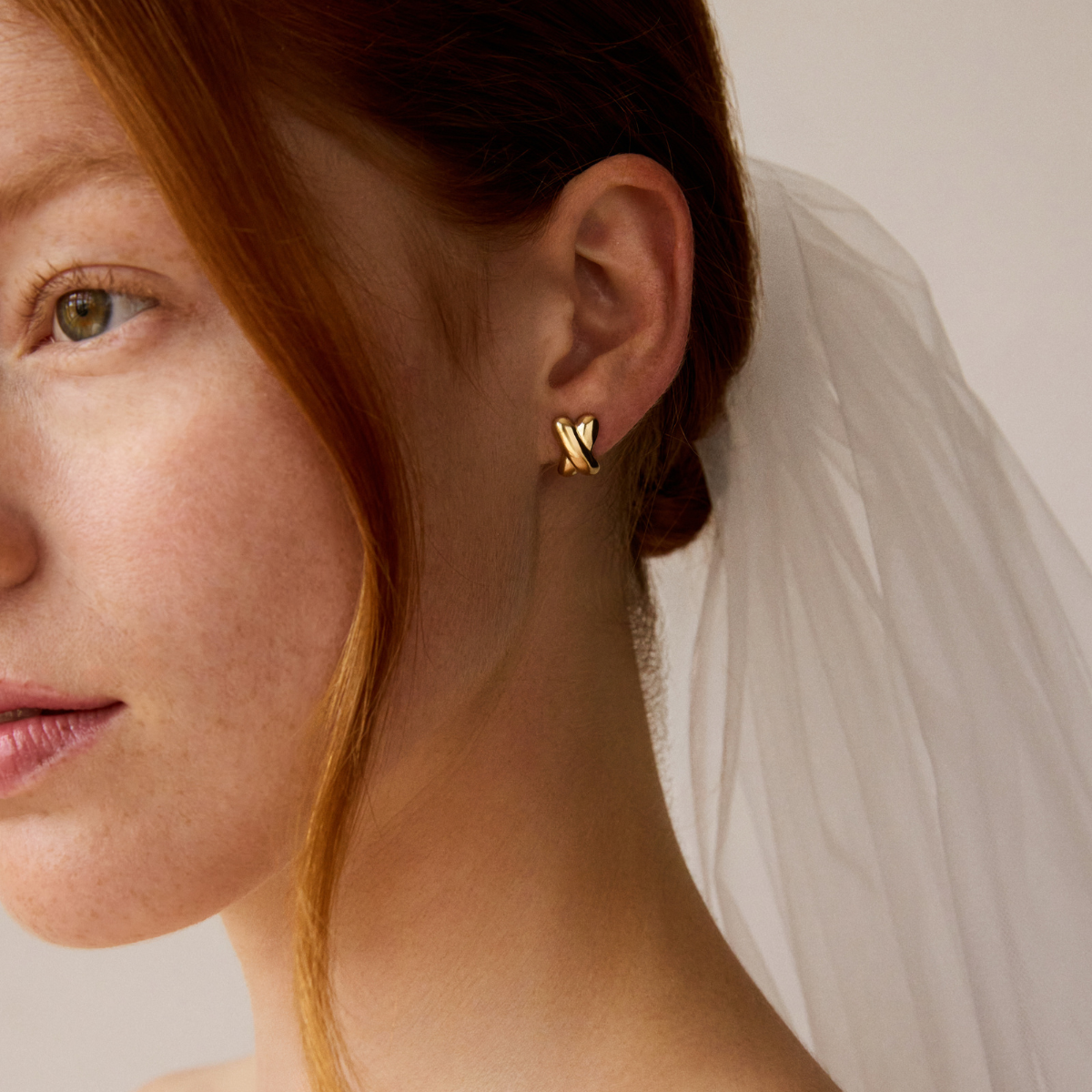 Bisous Stud Earrings