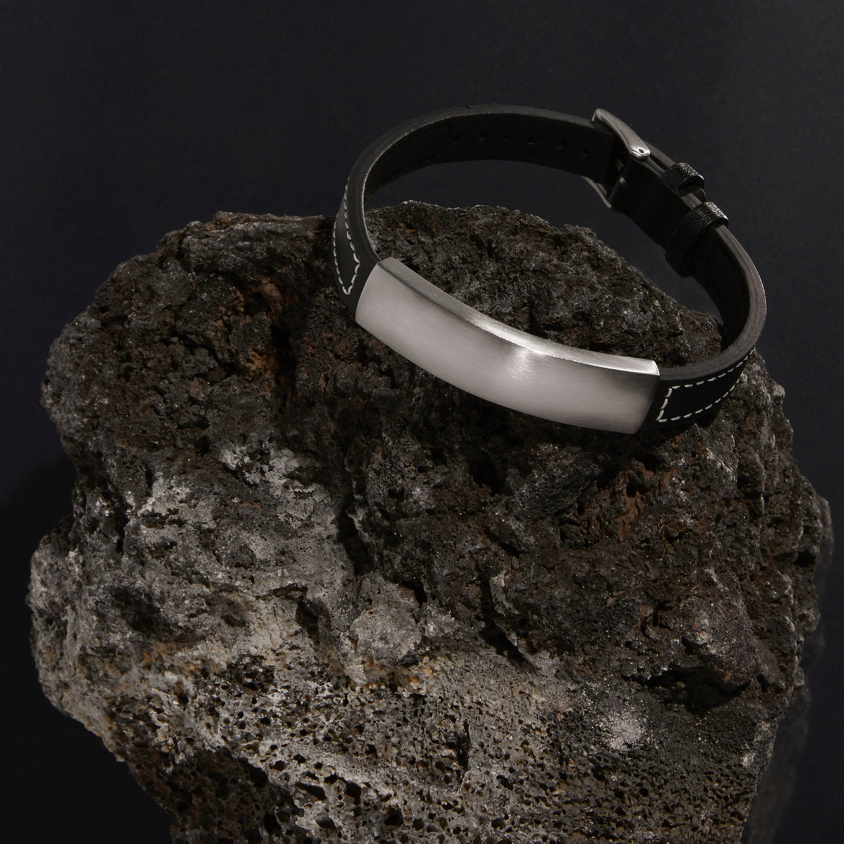 Memento Men’s Leather Buckle Identity Bracelet
