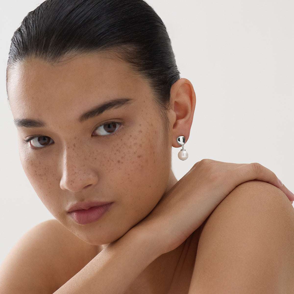 Islander Pearl Earring