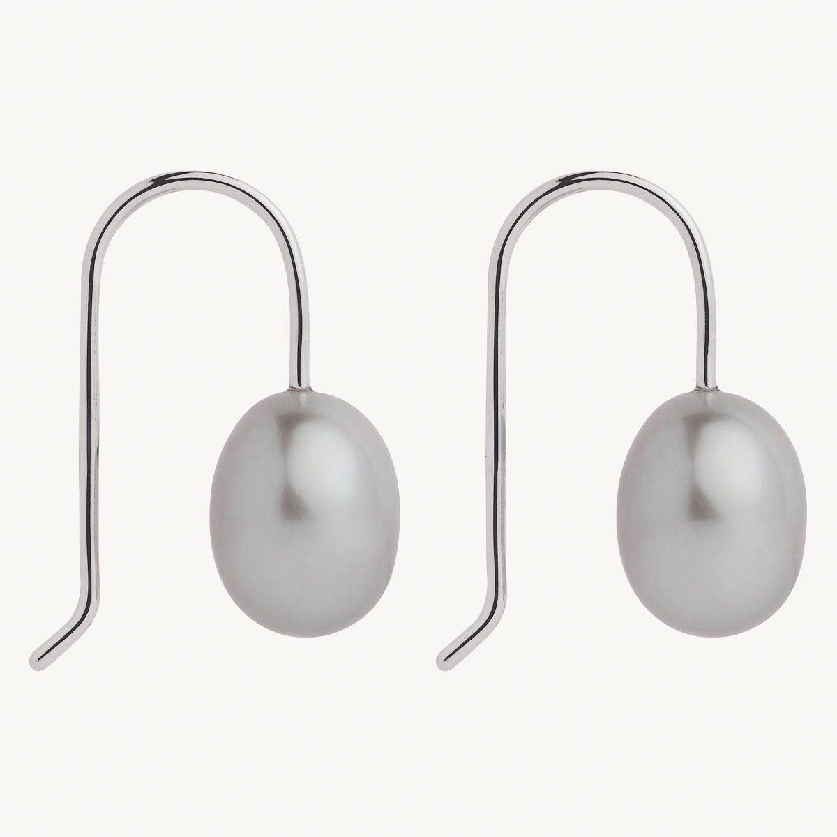 Isla Grey Pearl Earring