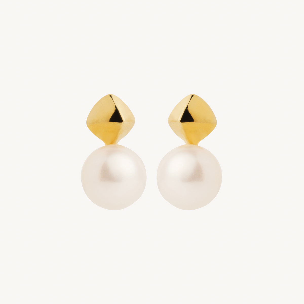Yellow Gold Mirage Pearl Earring