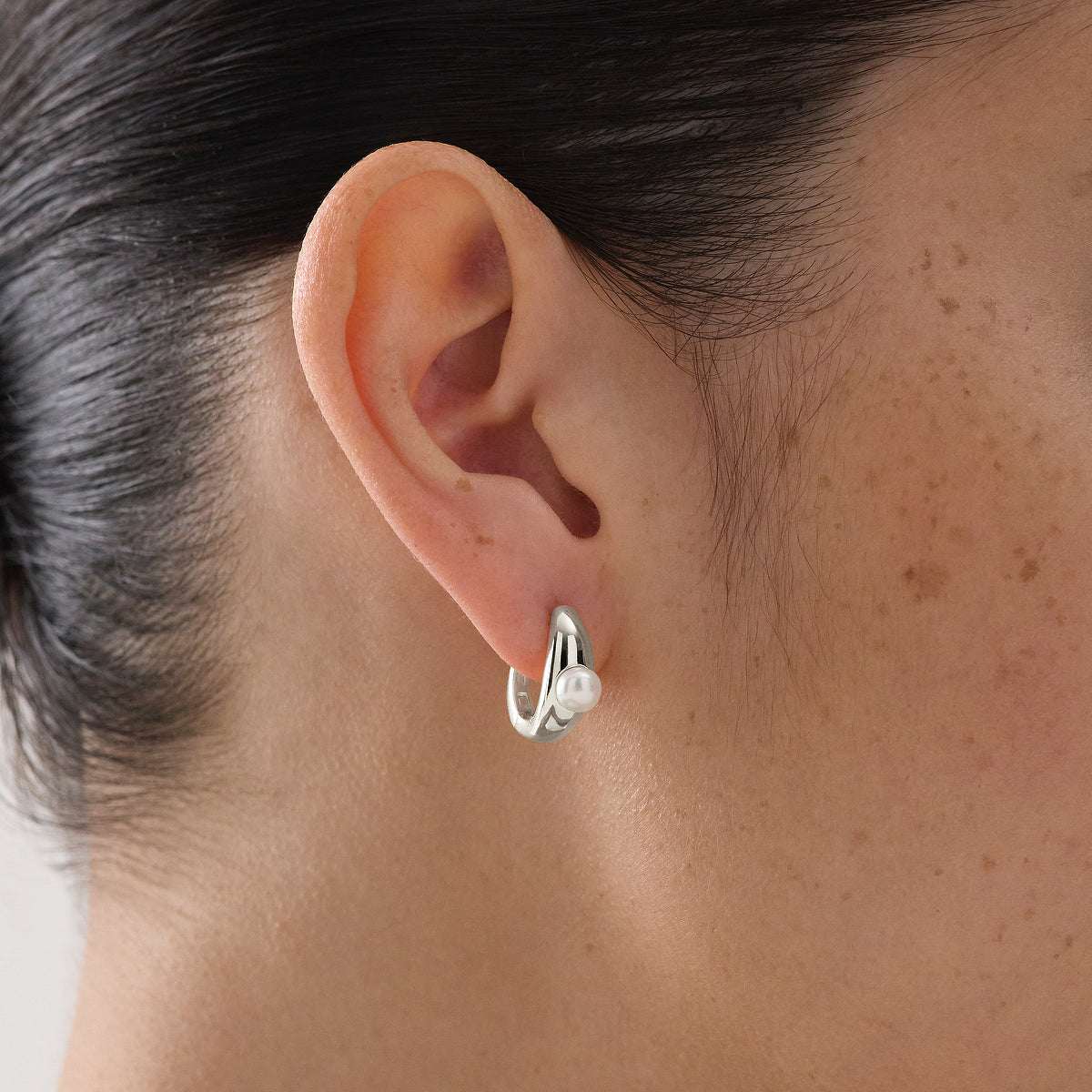Tropica Pearl Earring