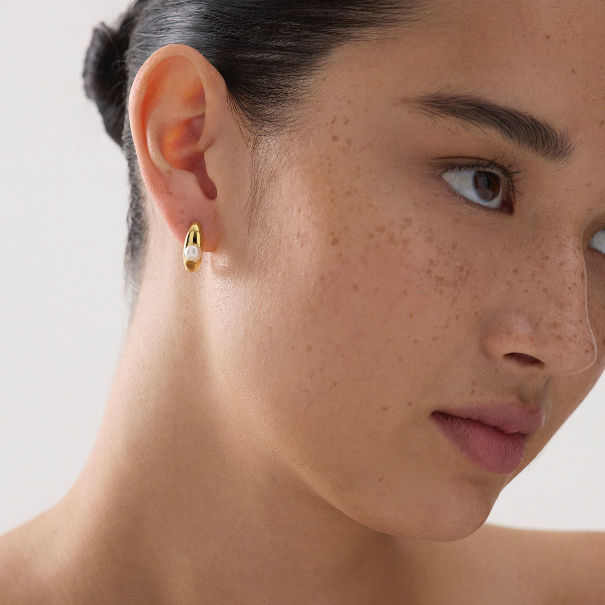 Tropica Pearl Earring