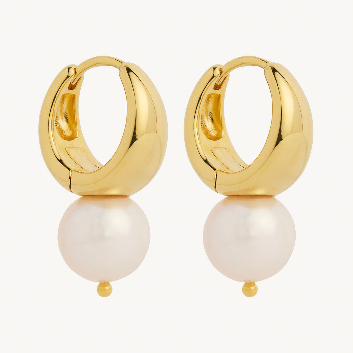 Yellow Gold Solana Pearl Earring