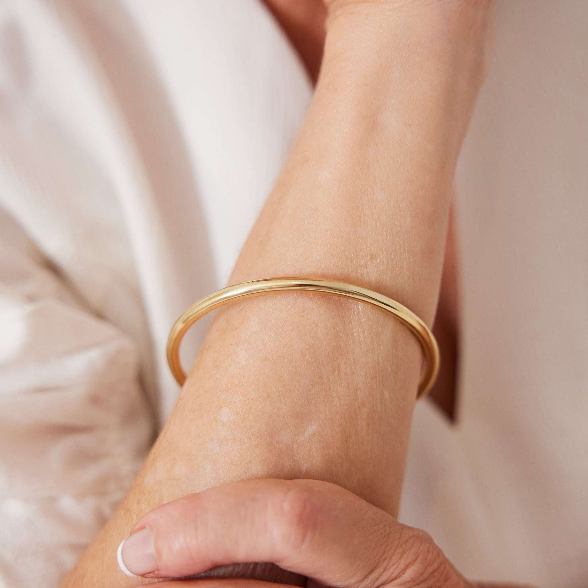 Simplicity Gold Bangle