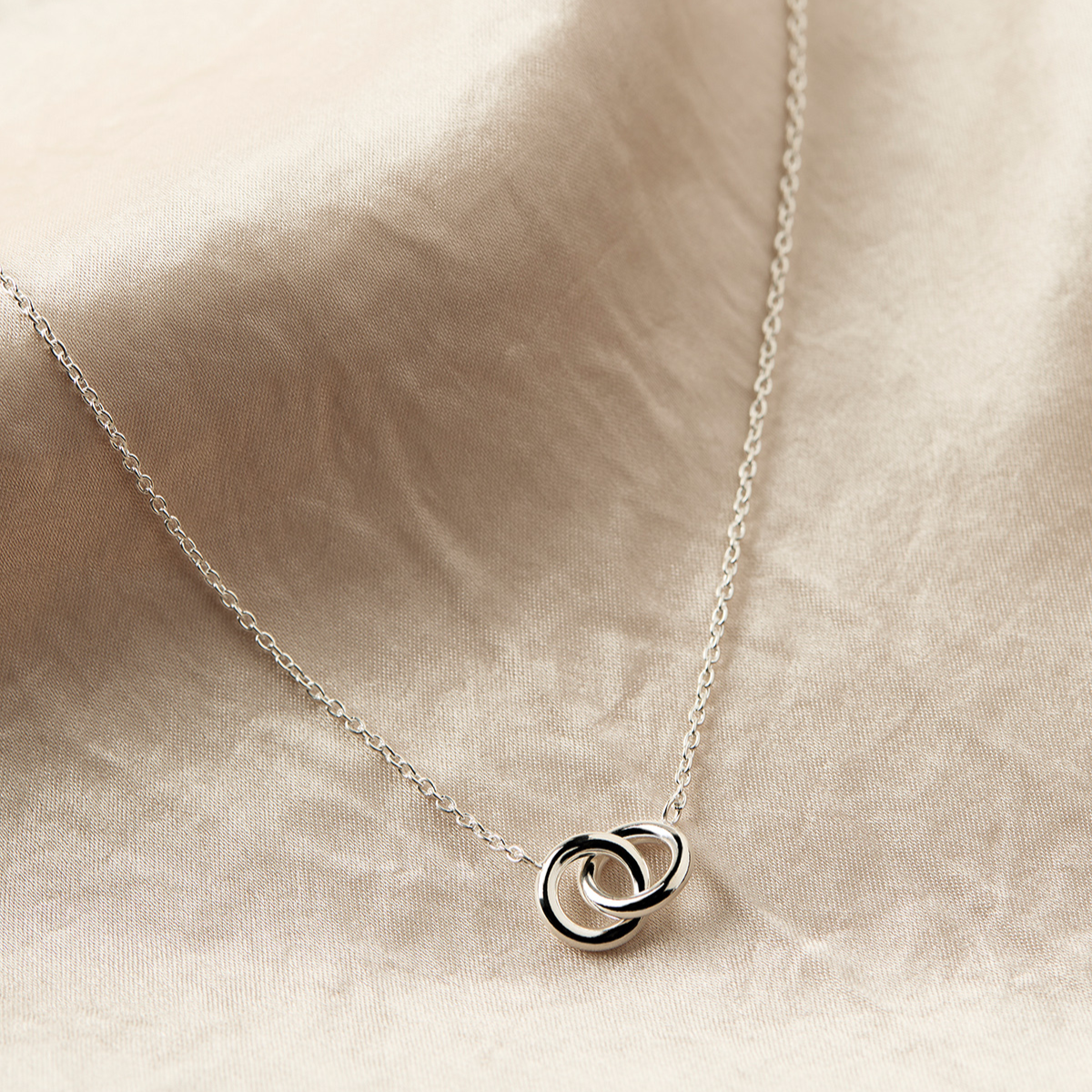 Embrace Necklace (42cm+ext)