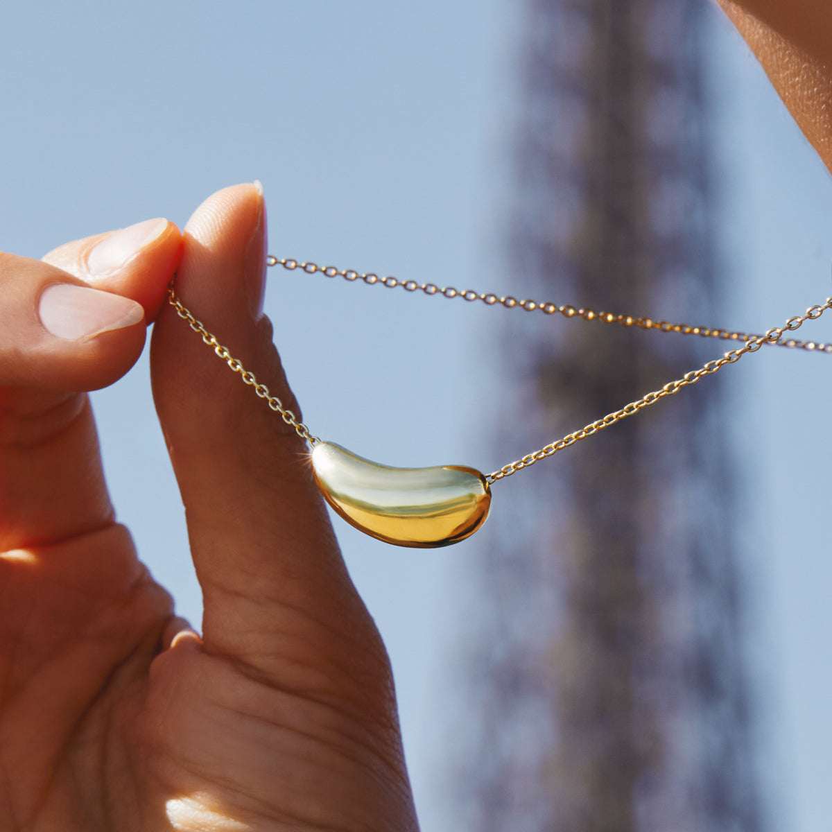 La Muse Necklace