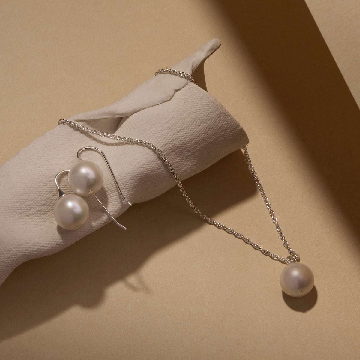 Paradise Pearl Necklace – NAJO